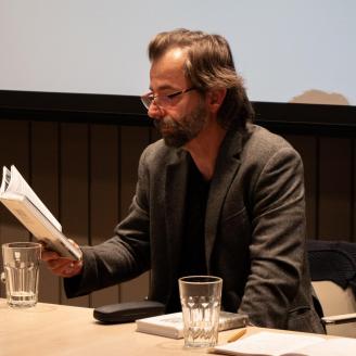 Könyvekkel a mentális egészségért III. - Beszélgetés Grecsó Krisztiánnal