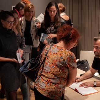 Könyvekkel a mentális egészségért III. - Beszélgetés Grecsó Krisztiánnal