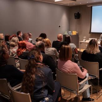 Könyvekkel a mentális egészségért III. - Beszélgetés Grecsó Krisztiánnal