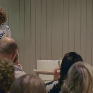 Könyvekkel a mentális egészségért IV.-Beszélgetés Orvos-Tóth Noémivel