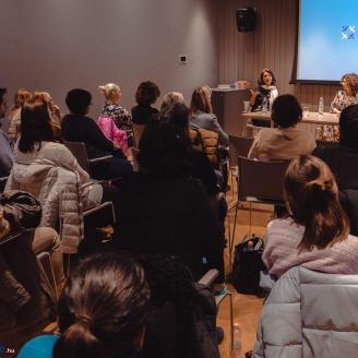 Könyvekkel a mentális egészségért V. - Beszélgetés Tóth Krisztinával