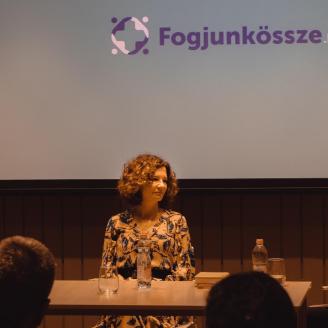 Könyvekkel a mentális egészségért V. - Beszélgetés Tóth Krisztinával