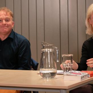 Könyvekkel a mentális egészségért VIII. - beszélgetés Lackfi Jánossal