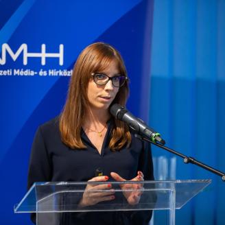 Képernyők vonzásában konferencia