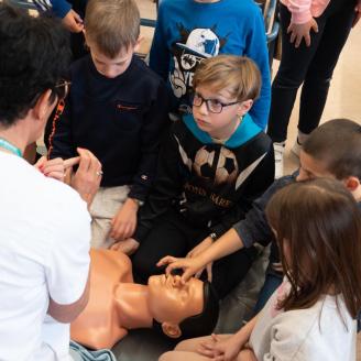 ViDRa doktor a a csomádi Esztergály Mihály Általános Iskolában