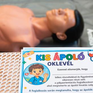 ViDRa doktor a a csomádi Esztergály Mihály Általános Iskolában