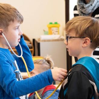 ViDRa doktor a a csomádi Esztergály Mihály Általános Iskolában