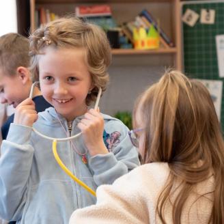 ViDRa doktor a a csomádi Esztergály Mihály Általános Iskolában